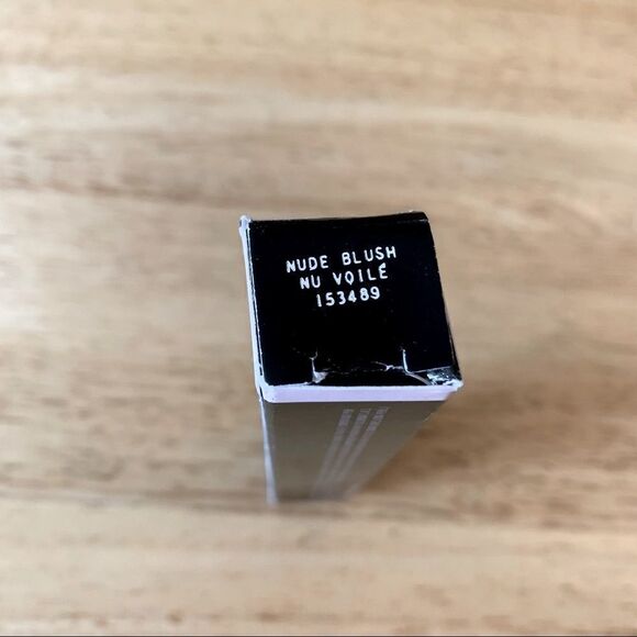 NWT Mary Kay Nude Blush Unlimited Lip Gloss New in Box .13 oz - Picture 2 of 4